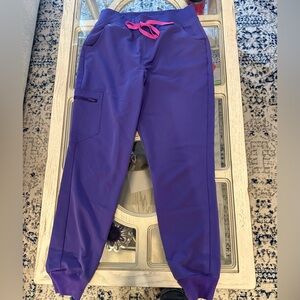 FIGS ZAMORA JOGGERS in Amethyst (Medium)
